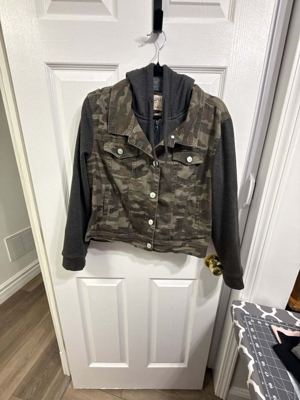 Wallflower Authentic Denim Camo Jacket with Knit Sleeves and Hoodie Size XL